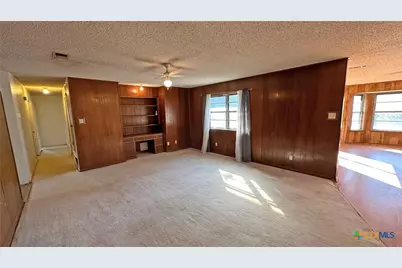 902 Holly Street, Copperas Cove, TX 76522 - Photo 10