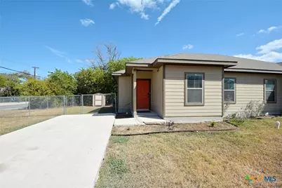 107 Rosedale Avenue, New Braunfels, TX 78130 - Photo 2