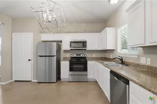 107 Rosedale Ave, New Braunfels, TX 78130 - Photo 8