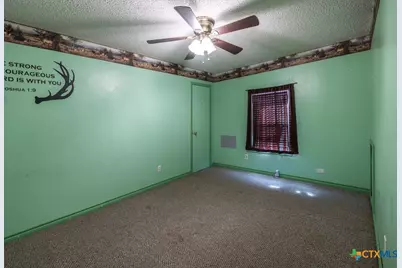 3300 State Highway 95, Shiner, TX 77984 - Photo 20