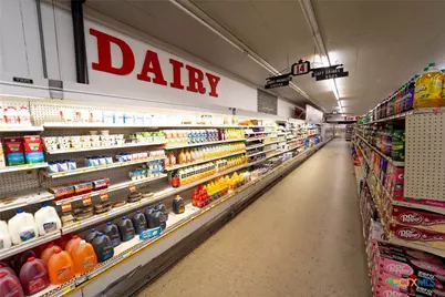 1302 E Crestwood Drive, Victoria, TX 77901 - Photo 18