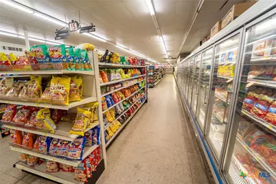 1302 E Crestwood Drive, Victoria, TX 77901 - Photo 12