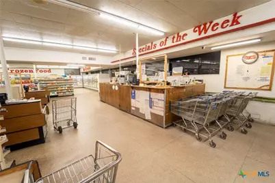 1302 E Crestwood Drive, Victoria, TX 77901 - Photo 4