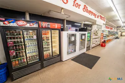 1302 E Crestwood Drive, Victoria, TX 77901 - Photo 2