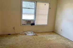 1421 Justice Dr, Port Lavaca, TX 77979 - Photo 8