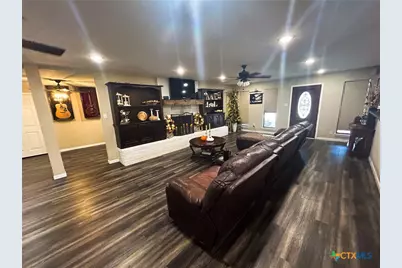 295 Goetz Rd, Cameron, TX 76520 - Photo 8