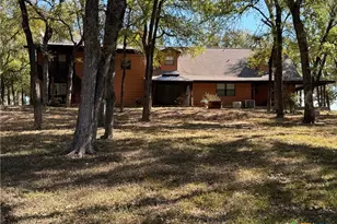 295 Goetz Rd, Cameron, TX 76520 - Photo 4