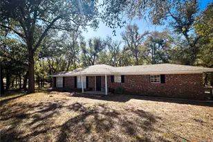 295 Goetz Rd, Cameron, TX 76520 - Photo 16