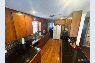 295 Goetz Rd, Cameron, TX 76520 - Photo 20