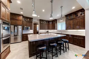 2420 Bolton Rd, Marion, TX 78124 - Photo 4