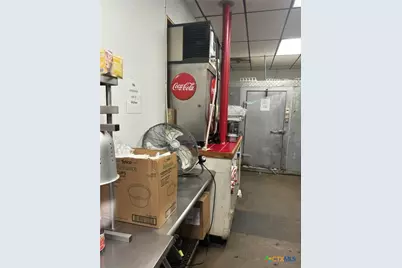 3112 N Navarro Street #A, Victoria, TX 77901 - Photo 6