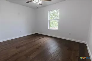 1123 Ainsworth St, Gonzales, TX 78629 - Photo 10