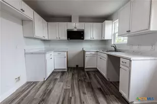 1123 Ainsworth St, Gonzales, TX 78629 - Photo 6