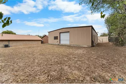 824 S Main Street, Belton, TX 76513 - Photo 6