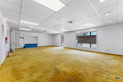 824 S Main Street, Belton, TX 76513 - Photo 16