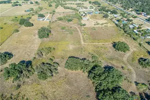 21123 Lamm Rd, Elmendorf, TX 78112 - Photo 10