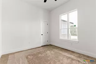 6 E Pima Ln, Belton, TX 76513 - Photo 8