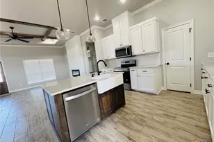 207 Creek Plum Ln, Temple, TX 76502 - Photo 10