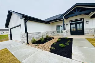 207 Creek Plum Ln, Temple, TX 76502 - Photo 2