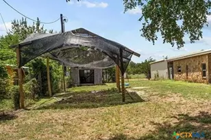 305 Remuda Dr, Liberty Hill, TX 78642 - Photo 4