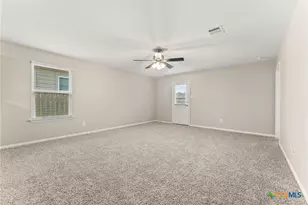 4049 Cressler Ln, Jarrell, TX 76537 - Photo 6