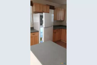 503 E Avenue G, Lampasas, TX 76550 - Photo 8