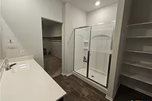 916 Armadillo Dr, Seguin, TX 78155 - Photo 10