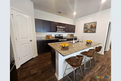 916 Armadillo Drive, Seguin, TX 78155 - Photo 6