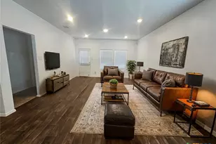 916 Armadillo Dr, Seguin, TX 78155 - Photo 1