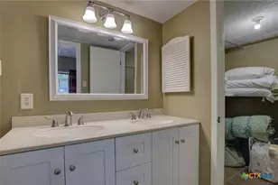 211 T Bar M Dr, New Braunfels, TX 78132 - Photo 26