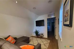 404 S 13th St, Seadrift, TX 77983 - Photo 12