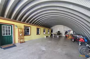 404 S 13th St, Seadrift, TX 77983 - Photo 6