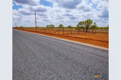 560 Pr Goose Creek Lane, Jourdanton, TX 78026 - Photo 4