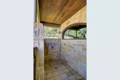1110 County Road 103, Runge, TX 78151 - Photo 40