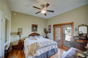 1110 County Rd 103, Runge, TX 78151 - Photo 38