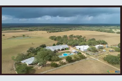 1110 County Road 103, Runge, TX 78151 - Photo 4