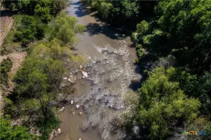 1110 County Rd 103, Runge, TX 78151 - Photo 10
