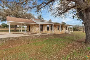 2569 Co Rd 443, Waelder, TX 78959 - Photo 40
