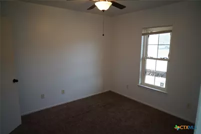 401 James Loop, Killeen, TX 76542 - Photo 8