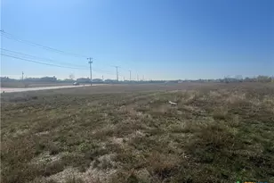 5201 S W S Young Dr, Killeen, TX 76542 - Photo 1