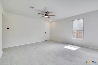 707 Ryan Street, Belton, TX 76513 - Photo 8