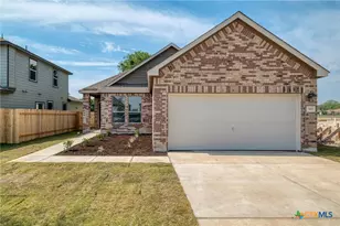 707 Ryan St, Belton, TX 76513 - Photo 2