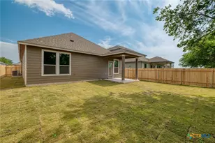 707 Ryan St, Belton, TX 76513 - Photo 26