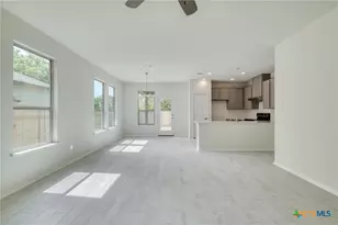 707 Ryan St, Belton, TX 76513 - Photo 6