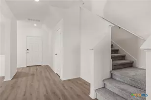 722 Ryan St, Belton, TX 76513 - Photo 4