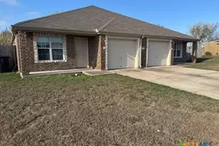 4208 Elms Run Cir, Killeen, TX 76542 - Photo 2