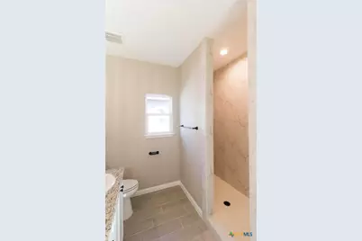 121 Lost Pines Lane, Marion, TX 78124 - Photo 12