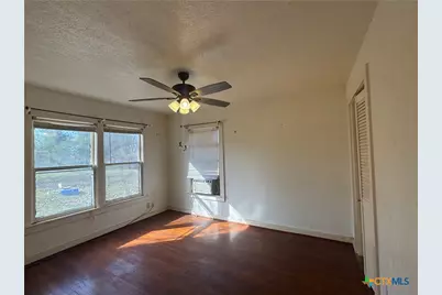 522 US Highway 183, Cuero, TX 77954 - Photo 18