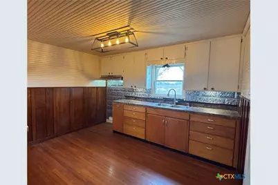 522 US Highway 183, Cuero, TX 77954 - Photo 10