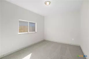 2010 Seguin Ave, Victoria, TX 77901 - Photo 10